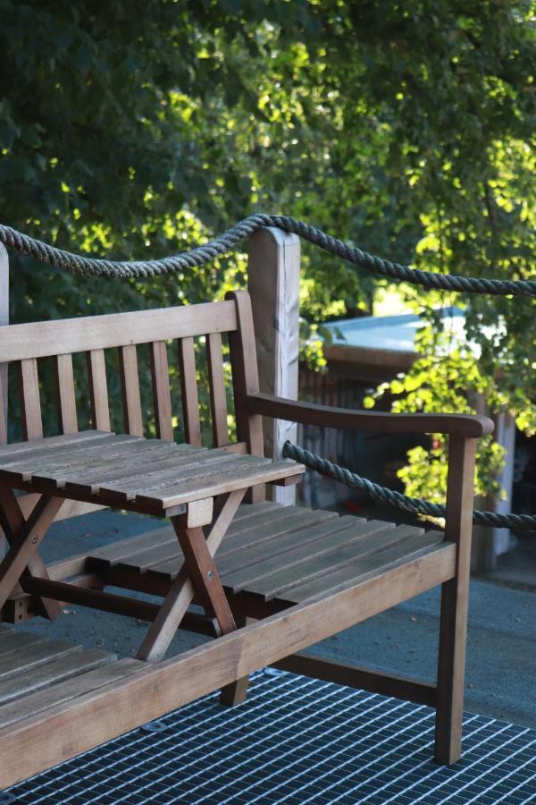 Landleben Pur Bed & Breakfast Oersberg ภายนอก รูปภาพ
